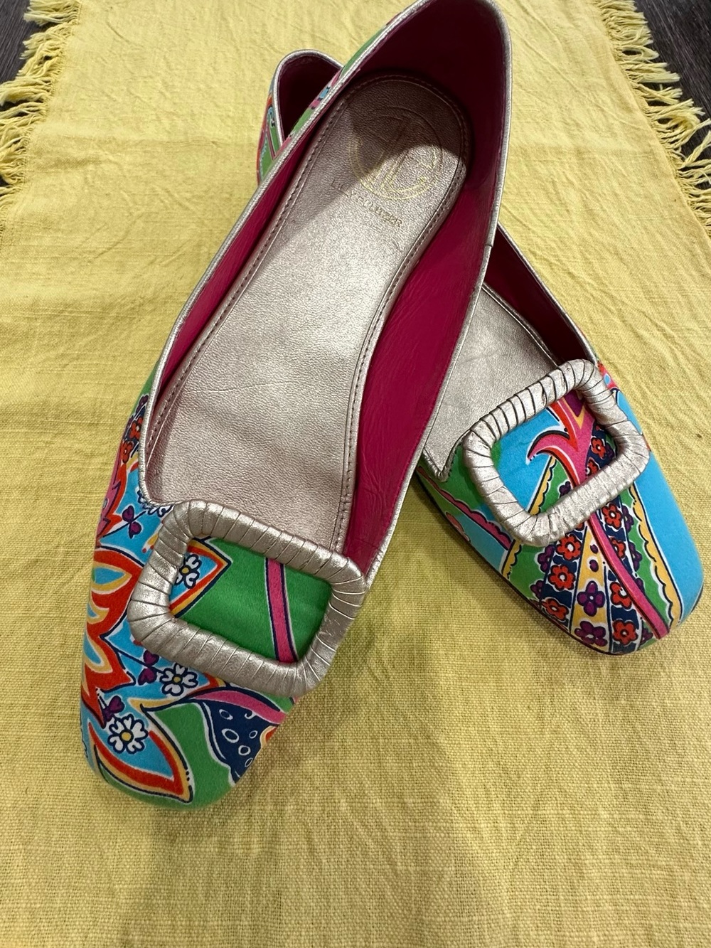 Lilly Pulitzer square toe loafers with gold buckle Sz 6.5